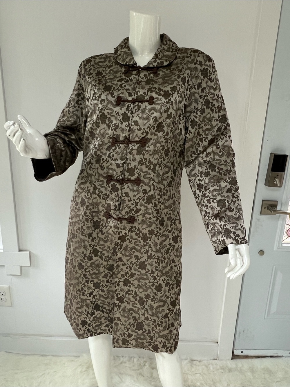 Women's Vintage 100% Silk Chinese Traditional Outfit Qipao Cheongsam Style